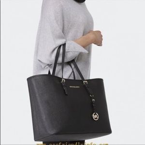 Michael Kors Jet Set Travel Tote NWT